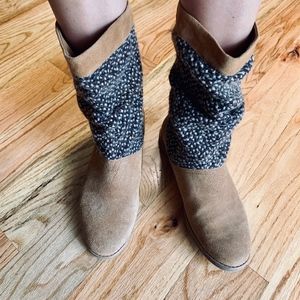 Tom's Slouch Boots Size 9